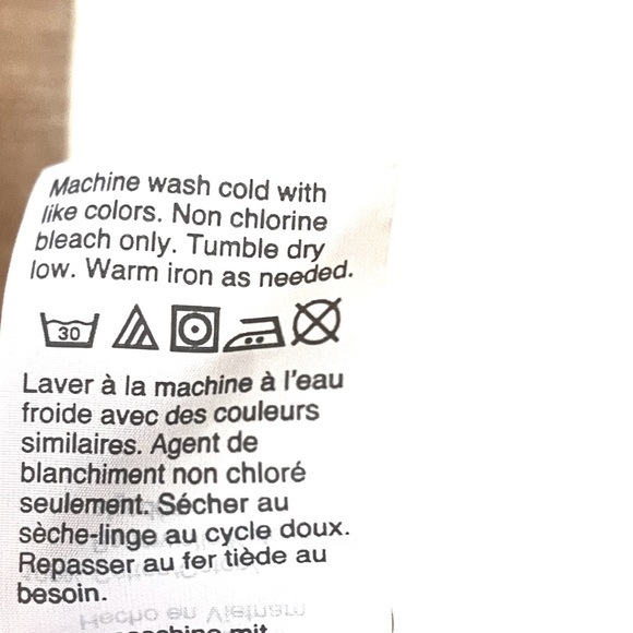 Madewell Whisper V-Neck Pocket Tank - Picture 4 of 6